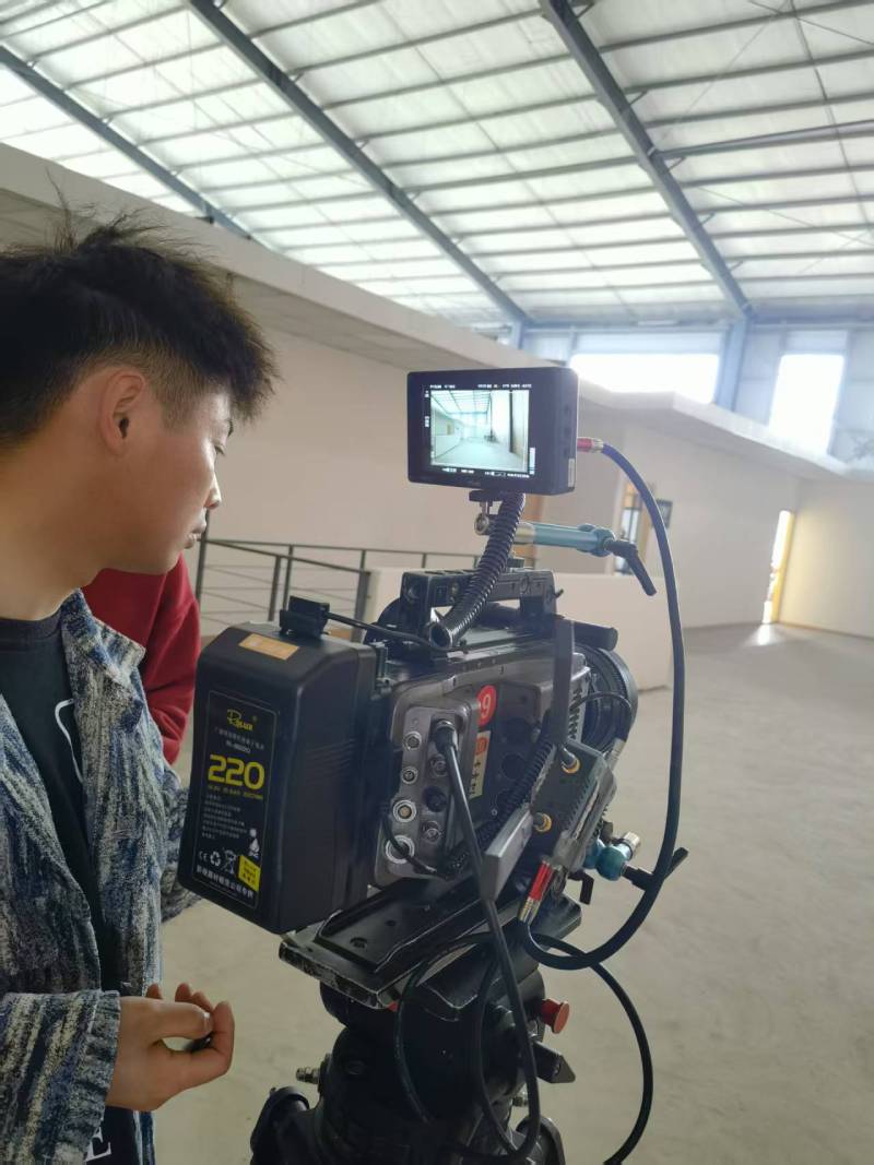 解锁港闸区广告片拍摄：以创意镜头，解锁品牌商业价值新高度